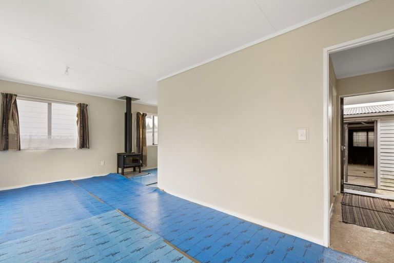 Photo of property in 2 Tania Crescent, Western Heights, Rotorua, 3015