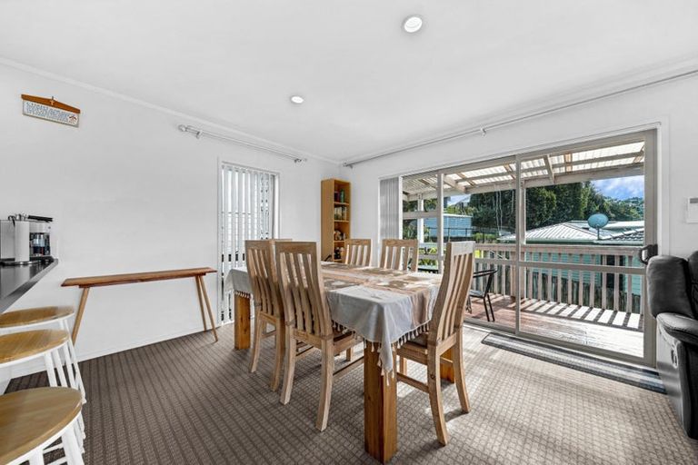 Photo of property in 2 Talmar Place, Massey, Auckland, 0614