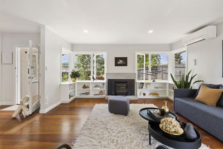 Photo of property in 1/41 College Road, Northcote, Auckland, 0627