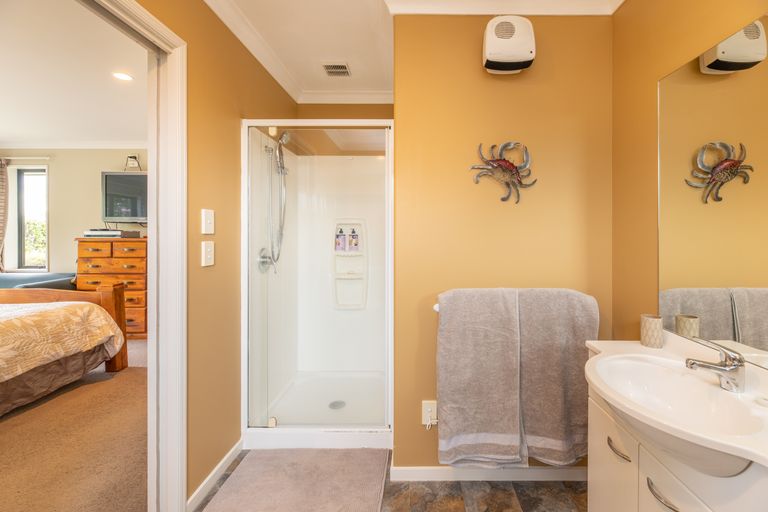 Photo of property in 9 Sea Eagles Place, North New Brighton, Christchurch, 8083