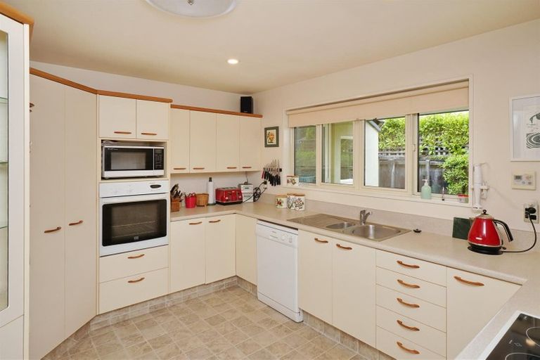 Photo of property in 6a Virtue Place, Bishopdale, Christchurch, 8053