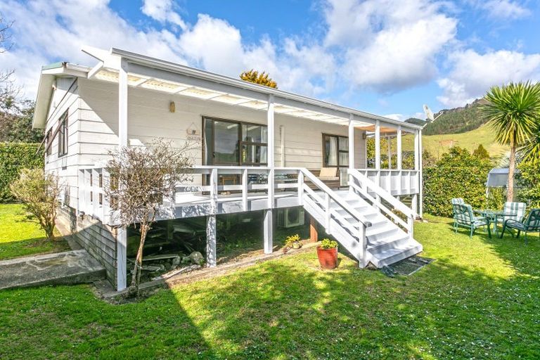 Photo of property in 11 Marlin Place, Whiritoa, Whangamata, 3691