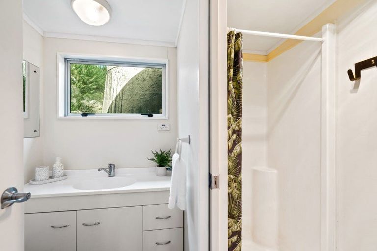 Photo of property in 94 Rapata Road, Oakura, Hikurangi, 0184