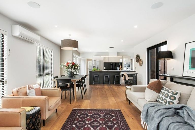 Photo of property in 28 Hawthorne Street, Strowan, Christchurch, 8052