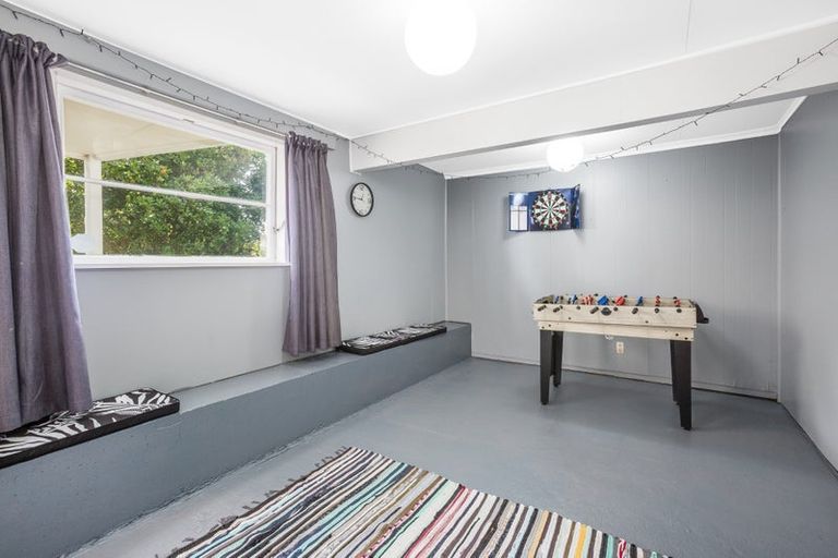 Photo of property in 50 Rawhiti Road, Pukerua Bay, 5026