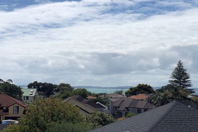Photo of property in 30a Oakwood Grove, Eastern Beach, Auckland, 2012