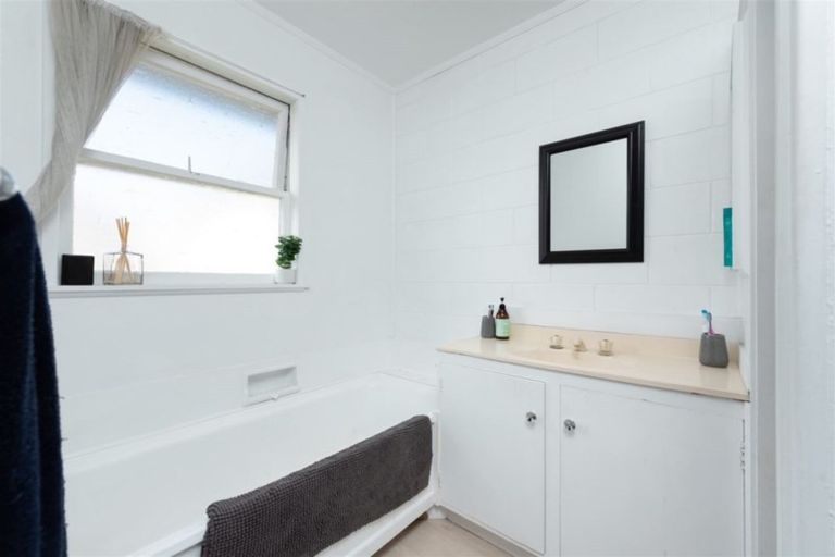 Photo of property in 490 Maunganui Road, Mount Maunganui, 3116