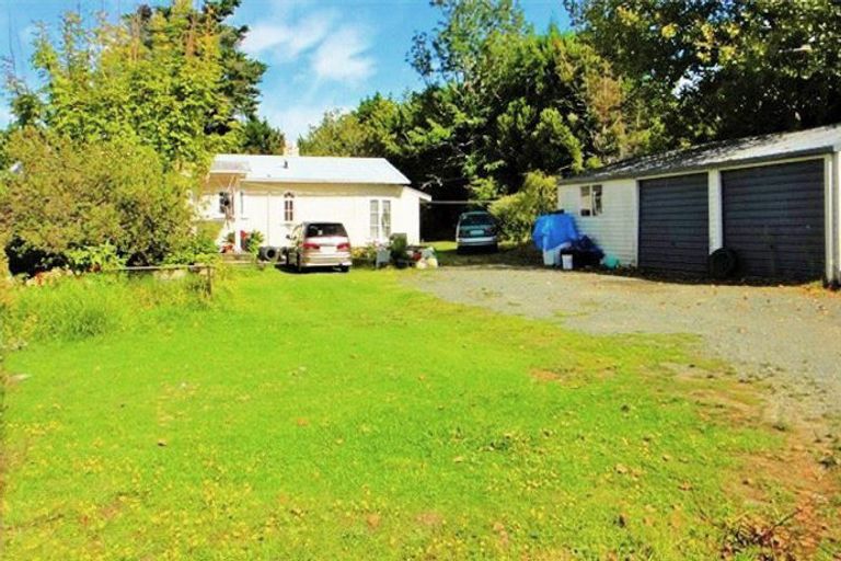 Photo of property in 33 Ranfurly Road, Alfriston, Auckland, 2105