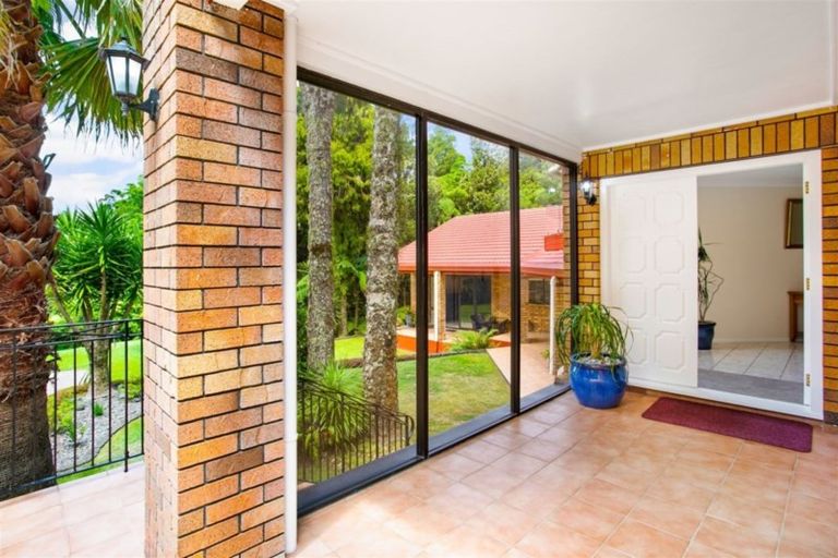 Photo of property in 789 Scenic Drive, Henderson Valley, Auckland, 0612