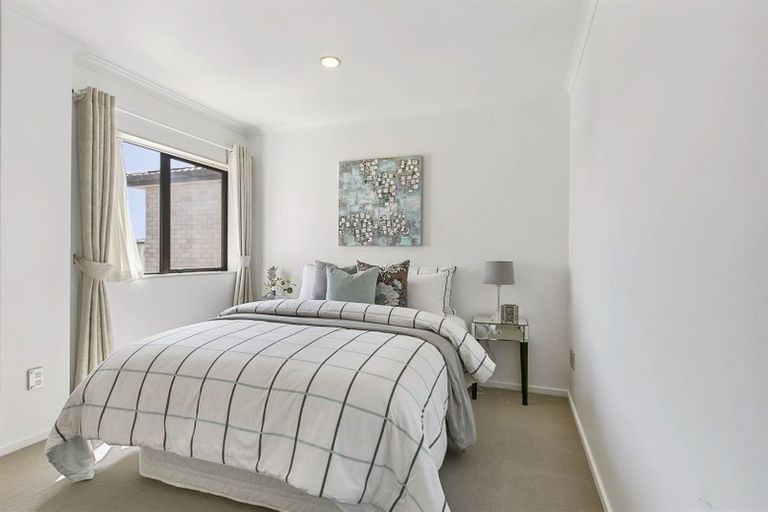 Photo of property in 24 Flintridge Drive, Flat Bush, Auckland, 2019