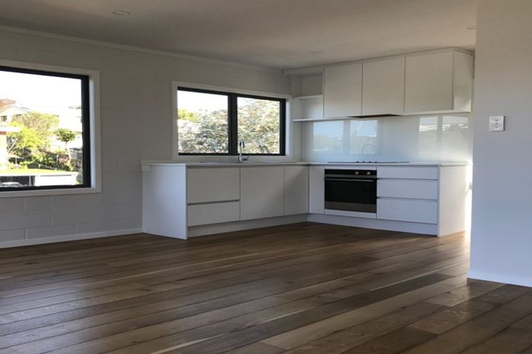 Photo of property in 1/22 Don Croot Street, Morningside, Auckland, 1021