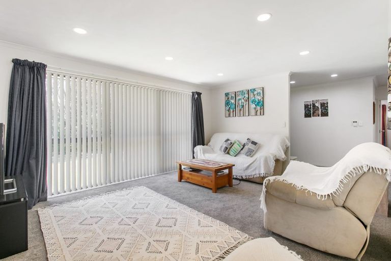 Photo of property in 8 Eastside Drive, Pukekohe, 2120