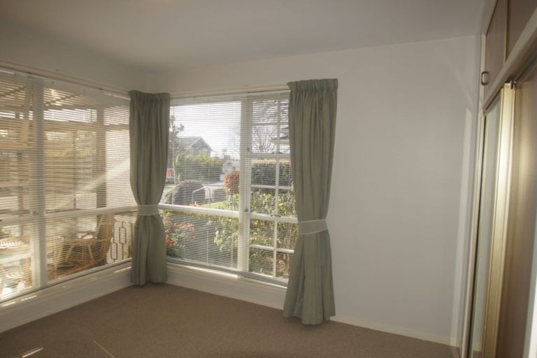 Photo of property in 1/186 Blighs Road, Strowan, Christchurch, 8052