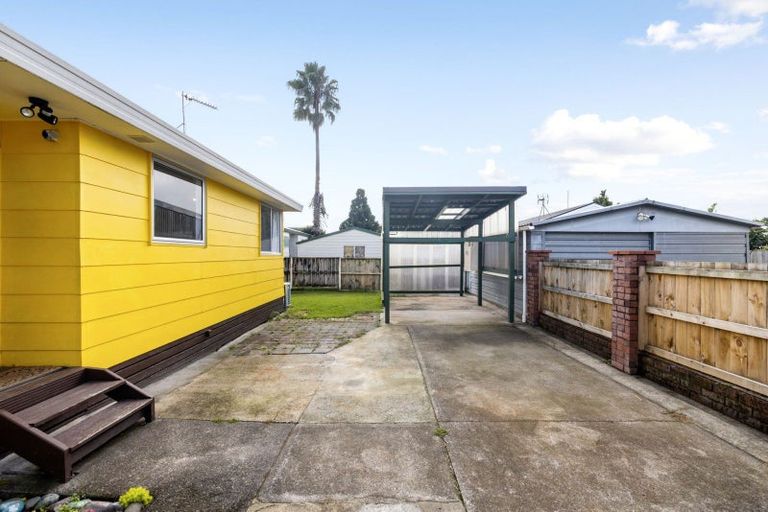 Photo of property in 2 Kim Lane, Nawton, Hamilton, 3200