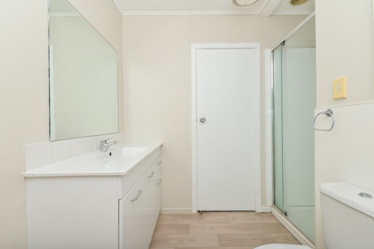 Photo of property in 51 Russleigh Drive, Dinsdale, Hamilton, 3204