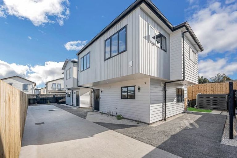 Photo of property in 25c Leaver Place, Weymouth, Auckland, 2103