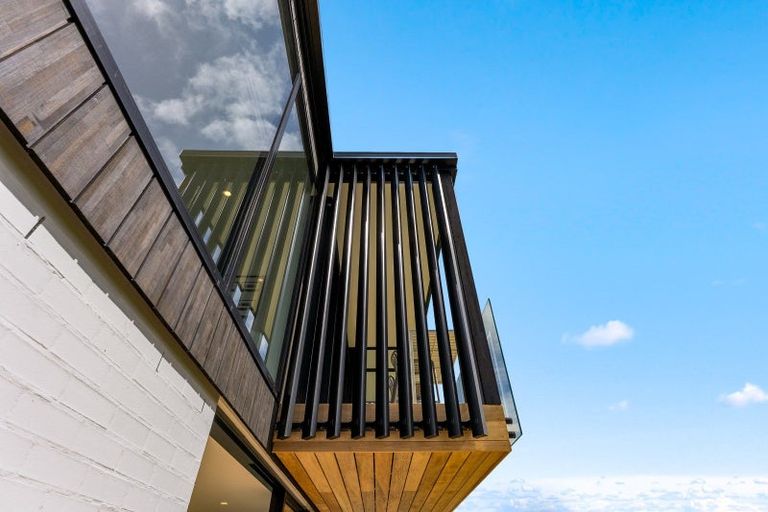 Photo of property in 45b Rosario Crescent, Red Beach, 0932