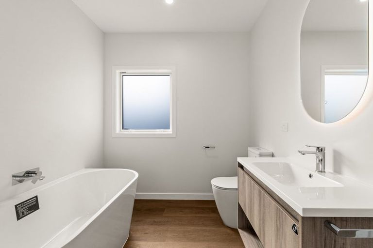 Photo of property in 30 Wai Whatu Street, Meeanee, 4110