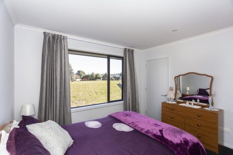 Photo of property in 13 Grove Avenue, Weston, Oamaru, 9401