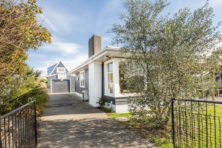 Photo of property in 4 Exeter Crescent, Pirimai, Napier, 4112