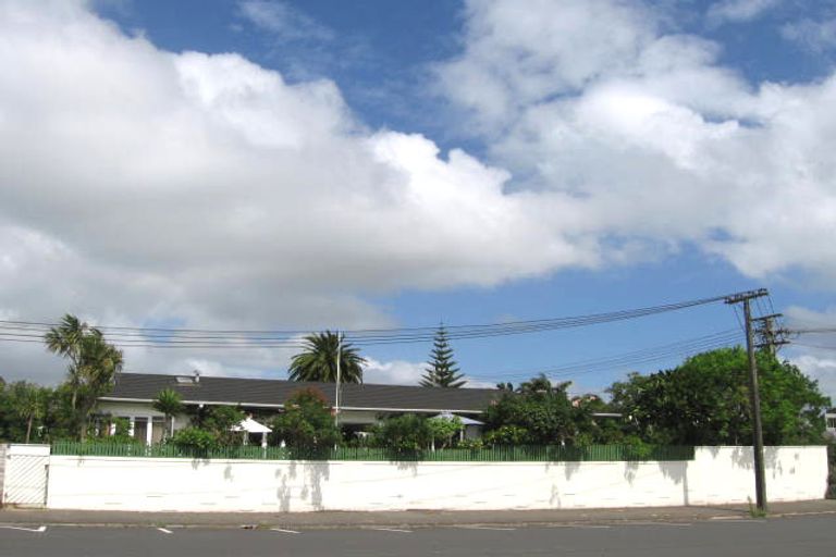 Photo of property in 1/37 Craig Road, Milford, Auckland, 0620