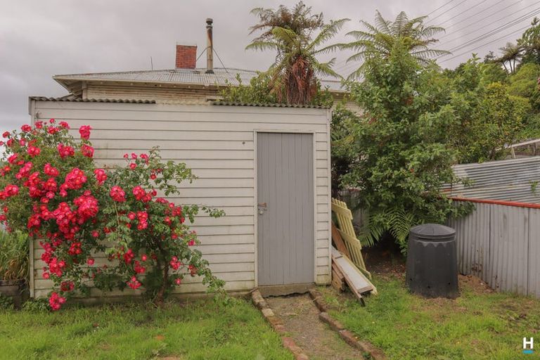 Photo of property in 21 Thompson Street, Greymouth, 7805