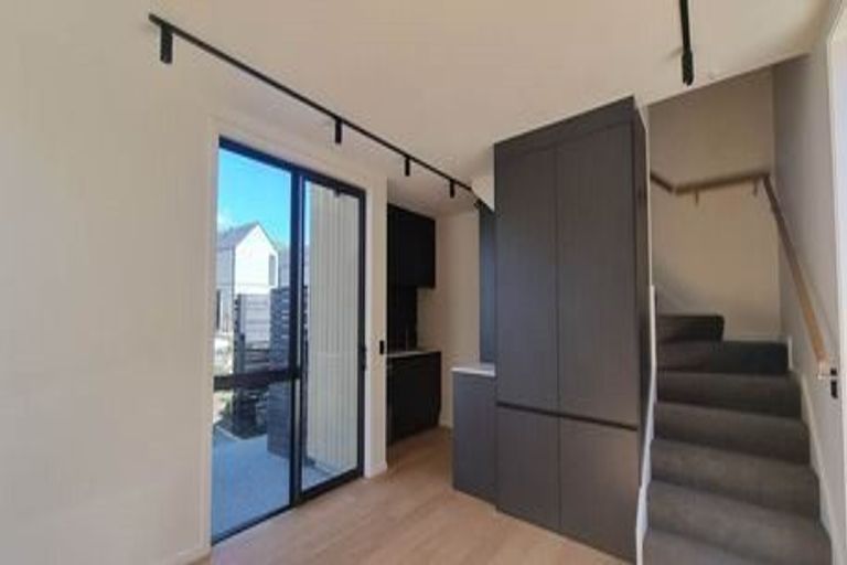 Photo of property in 1 Boulder Lane, Jacks Point, 9371