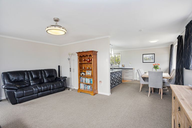 Photo of property in 156 Stobo Street, Grasmere, Invercargill, 9810