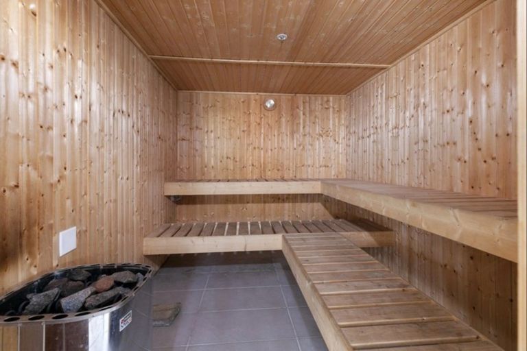 Photo of property in 1/7 The Promenade, Takapuna, Auckland, 0622