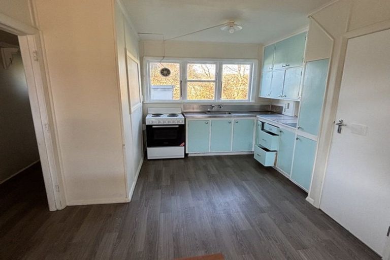 Photo of property in 27-33 Cheshire Street, Cannons Creek, Porirua, 5024