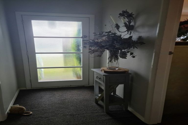 Photo of property in 3/559 Fergusson Drive, Trentham, Upper Hutt, 5018