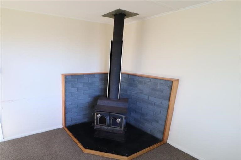 Photo of property in 9 Hewson Crescent, Otaki Beach, Otaki, 5512