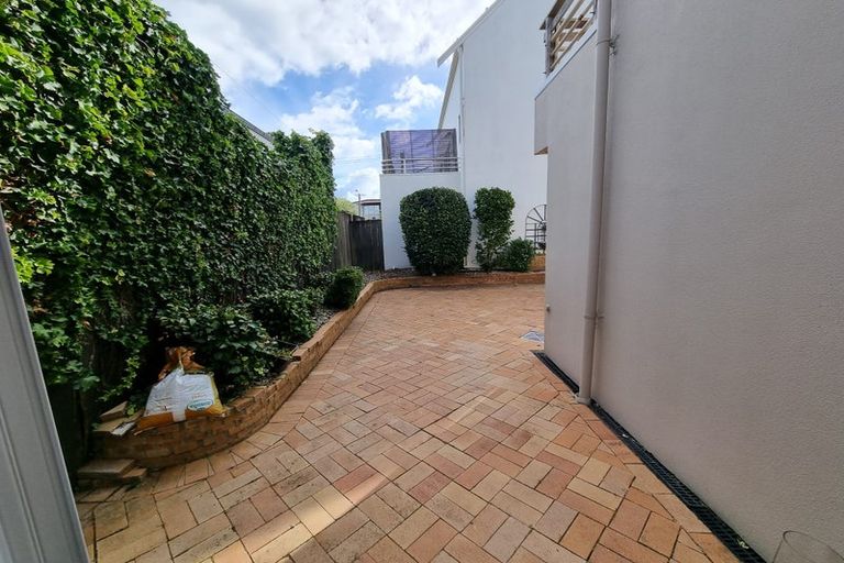 Photo of property in 23a Glynnbrooke Street, Te Atatu South, Auckland, 0610