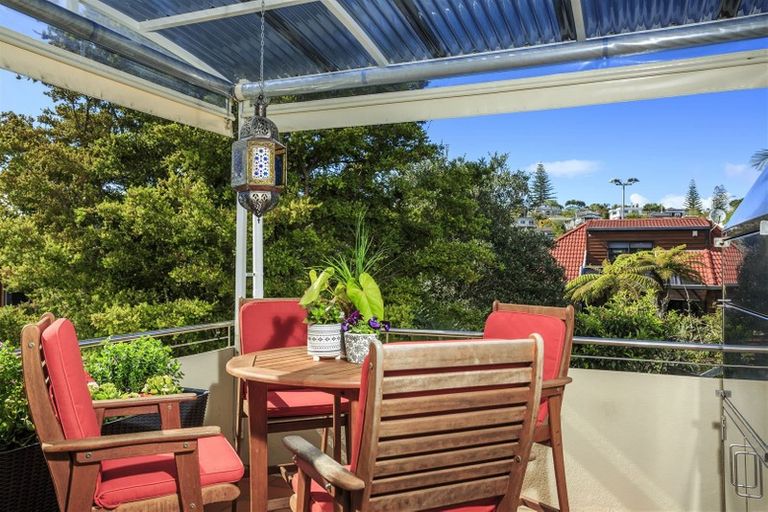 Photo of property in 2/14 Hastings Road, Mairangi Bay, Auckland, 0630