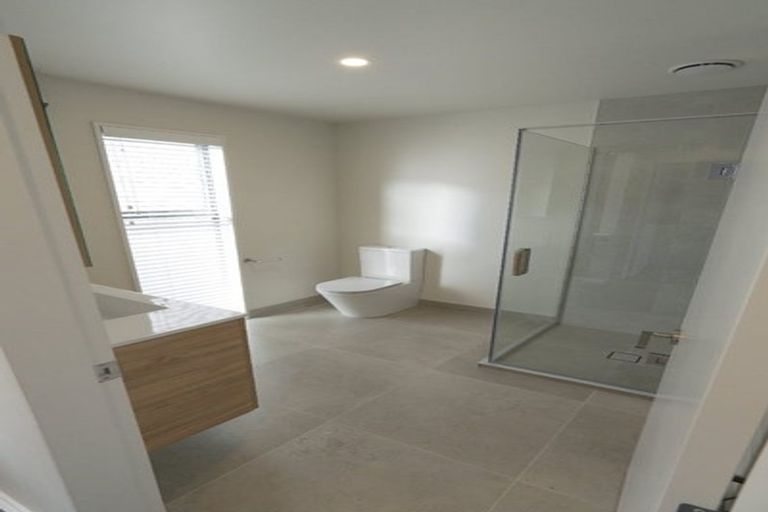 Photo of property in 5/43 Churton Crescent, Taita, Lower Hutt, 5011