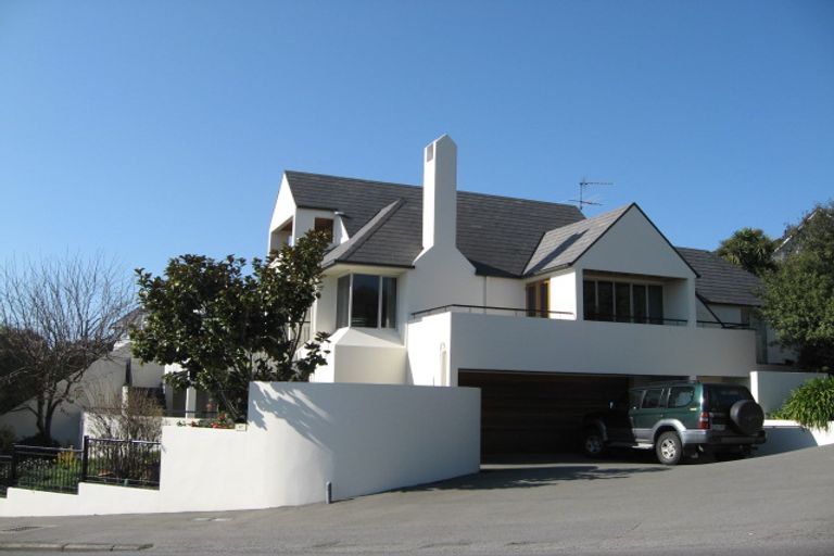 Photo of property in 27 Dyers Pass Road, Cashmere, Christchurch, 8022