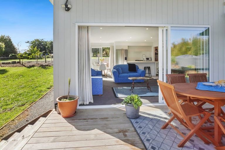 Photo of property in 76 Riddell Road, Kerikeri, 0230