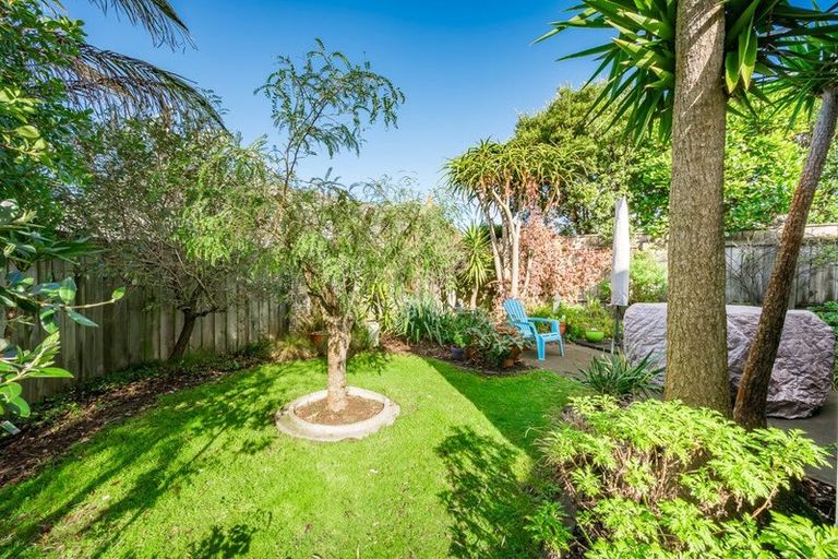 Photo of property in 18b Monarch Place, Paraparaumu Beach, Paraparaumu, 5032