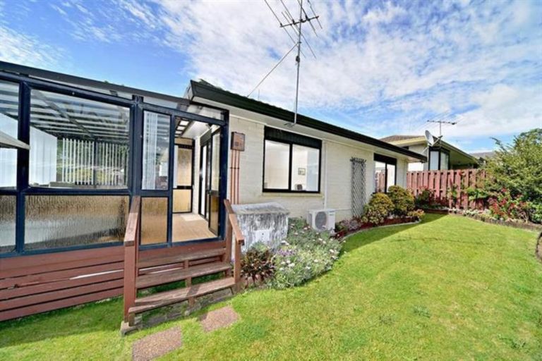 Photo of property in 4/16 Wood Street, Papakura, 2110