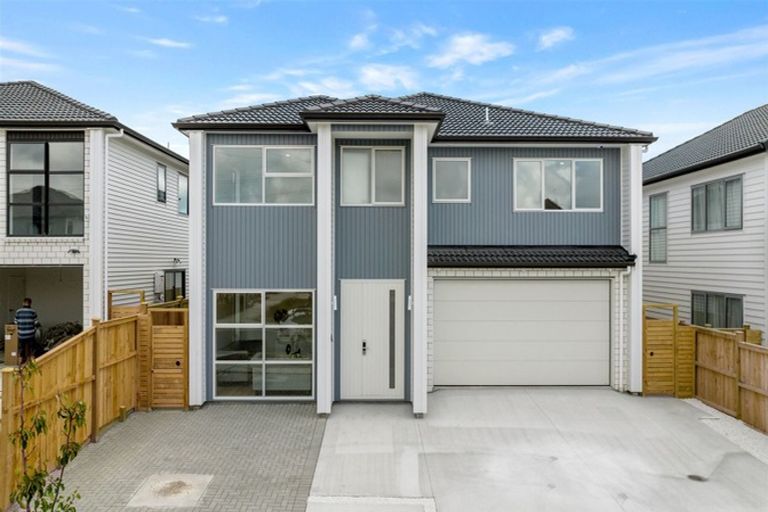 Photo of property in 76 Ksenia Drive, Flat Bush, Auckland, 2019
