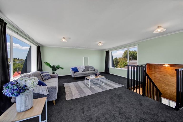 Photo of property in 13 Virginia Place, Whalers Gate, New Plymouth, 4310