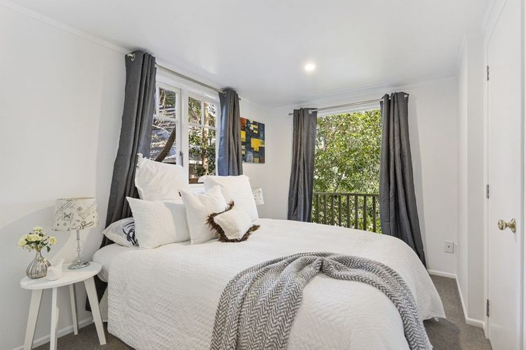 Photo of property in 78 Domain Crescent, Muriwai, 0881