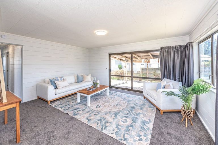 Photo of property in 110 Hinau Street, Castlecliff, Whanganui, 4501