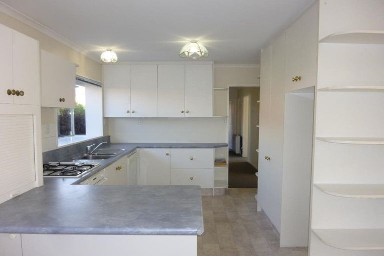 Photo of property in 60a Daniels Road, Redwood, Christchurch, 8051