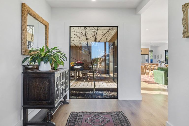 Photo of property in 11 Bodes Lane, Kinloch, Taupo, 3377