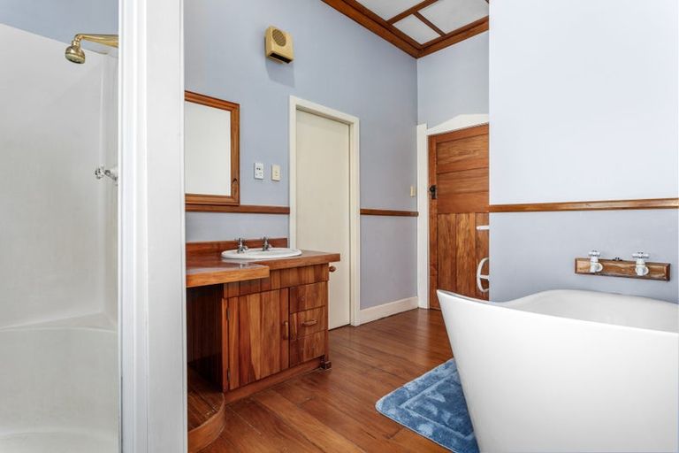 Photo of property in 57 College Road, Edgecumbe, 3120