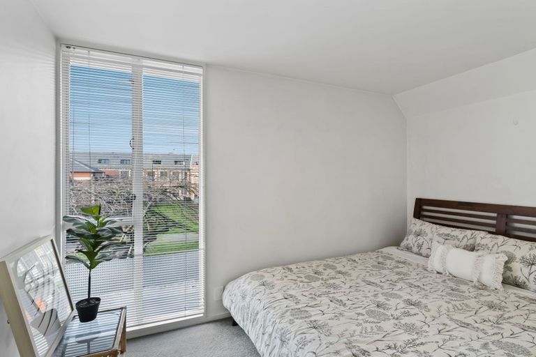 Photo of property in 18/15 Peterborough Street, Christchurch Central, Christchurch, 8013