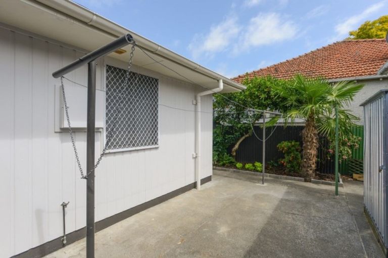 Photo of property in 2/301 Southland Road, Hastings, 4122