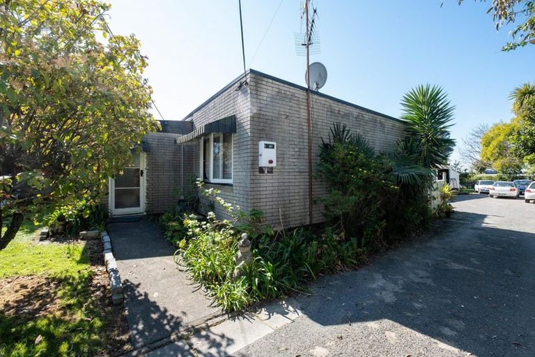 Photo of property in 323 Clifton Road, Te Awanga, 4102