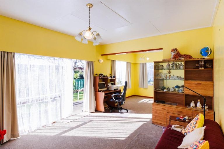 Photo of property in 1 Mill Street, Marton, 4710